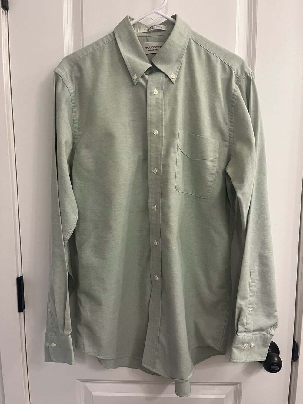 Woodward Men's Wrinkle-Free Long Sleeve Button-Down Oxford Shirt Light Green